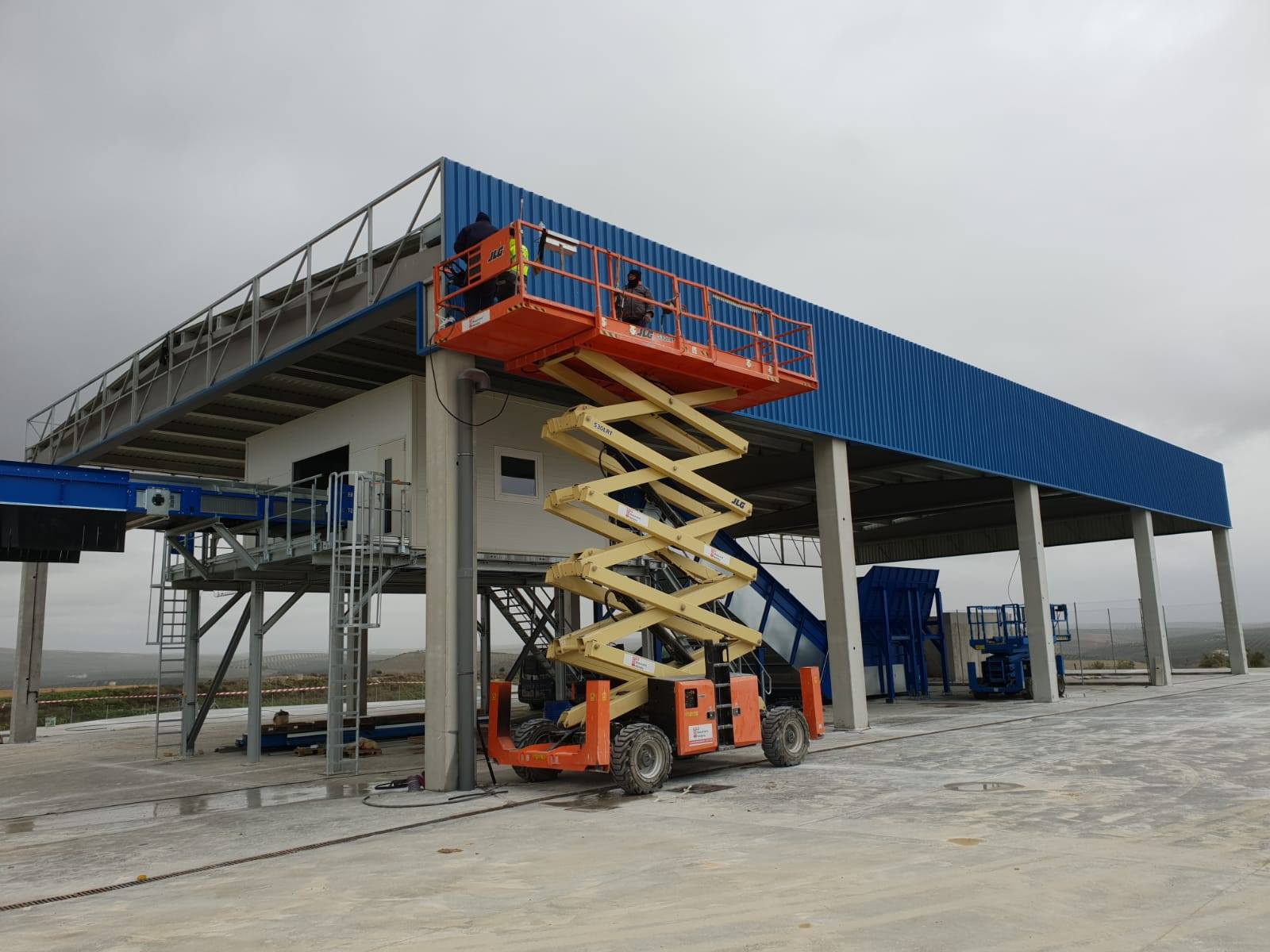 Construcciones metálicas y naves industriales